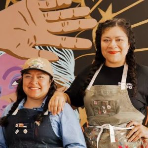 Manola and Maria – Consignment Shop